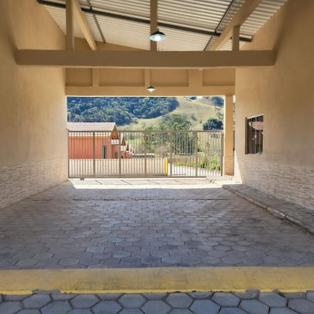 San Nicolas Residencial São Bento do Sapucaí Exteriör bild